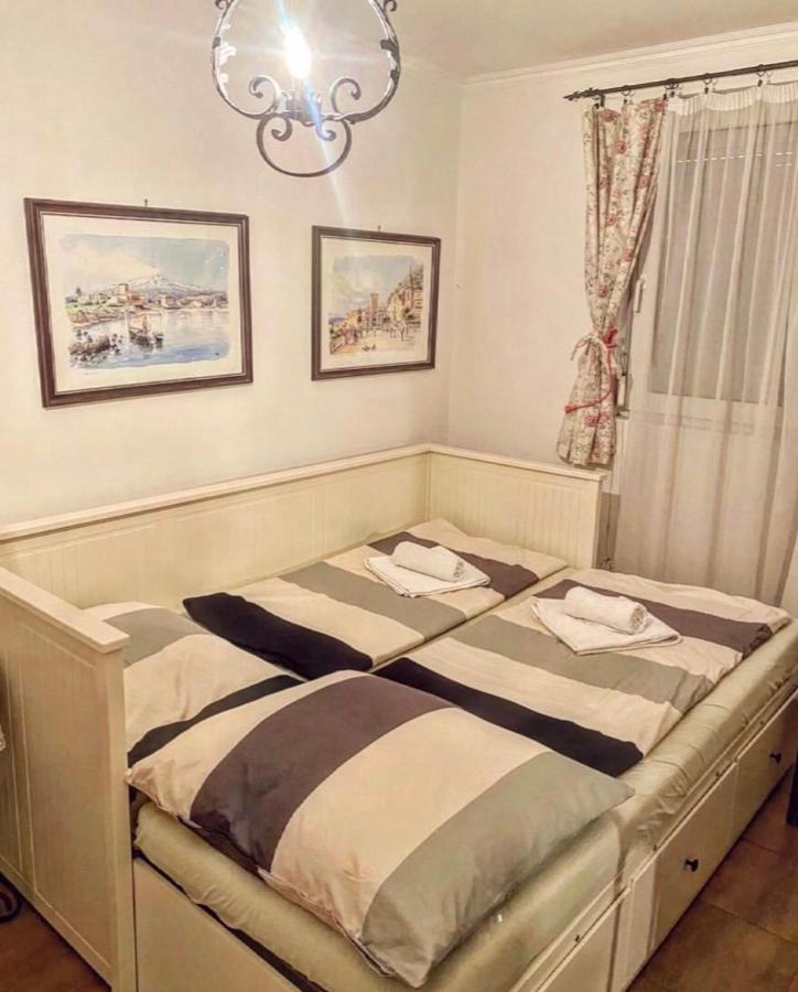 Bella Garden Villa Balatonszarszo Ngoại thất bức ảnh