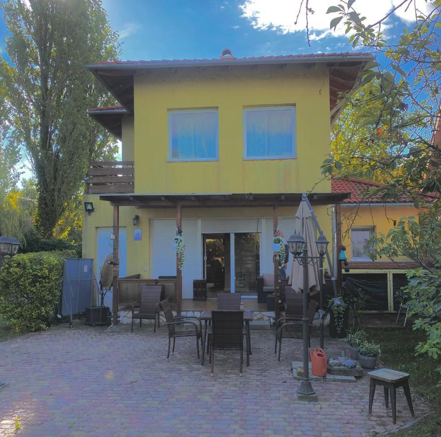 Bella Garden Villa Balatonszarszo Ngoại thất bức ảnh